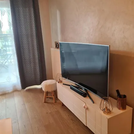 Cosy Appartement Proche Paris Le Blanc-Mesnil Exterior foto