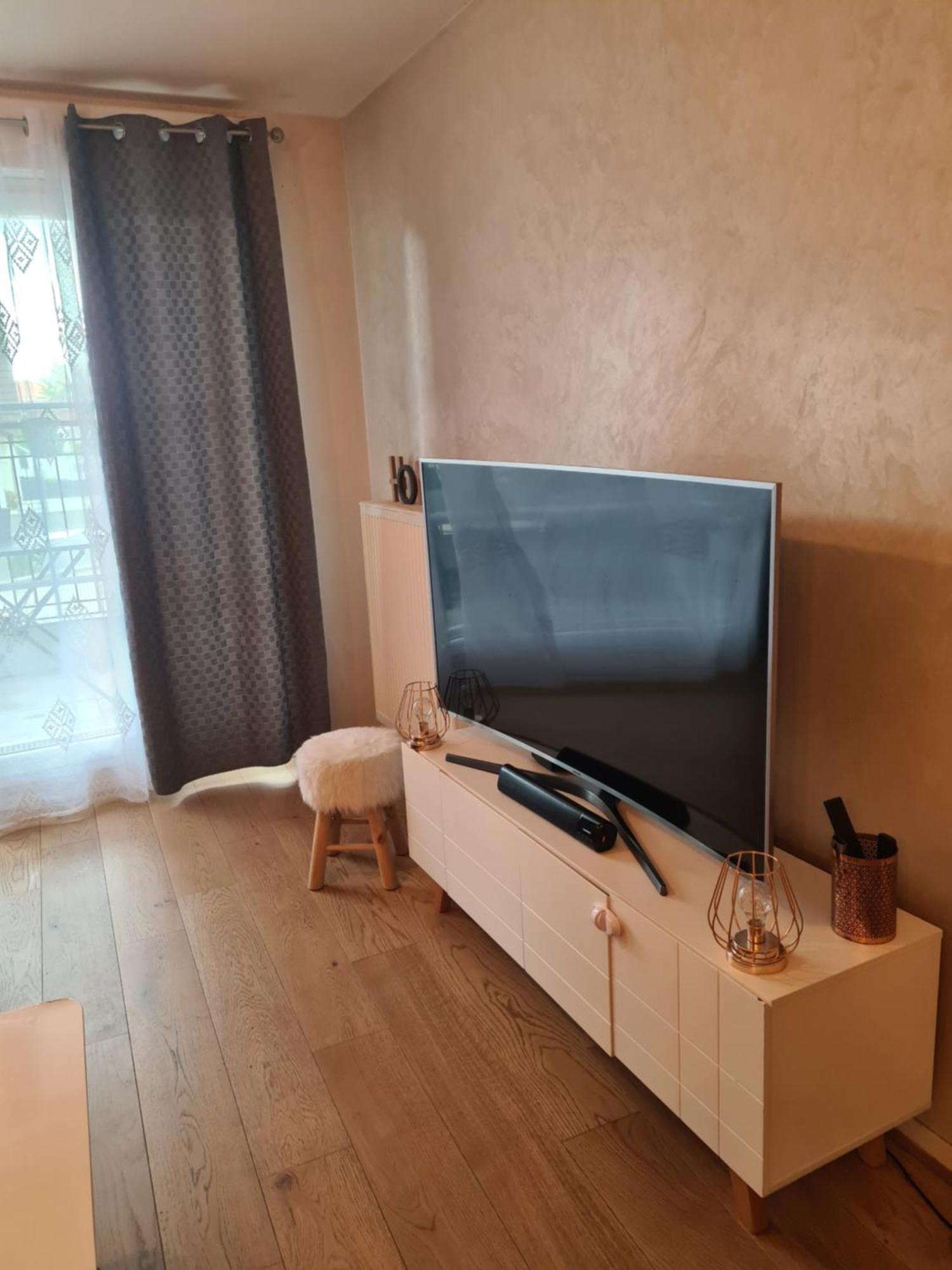 Apartment Cosy Proche Paris